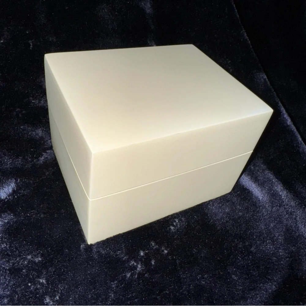 JONATHAN ADLER Vintage Lacquer Stash Box, Small, GORGEOUS